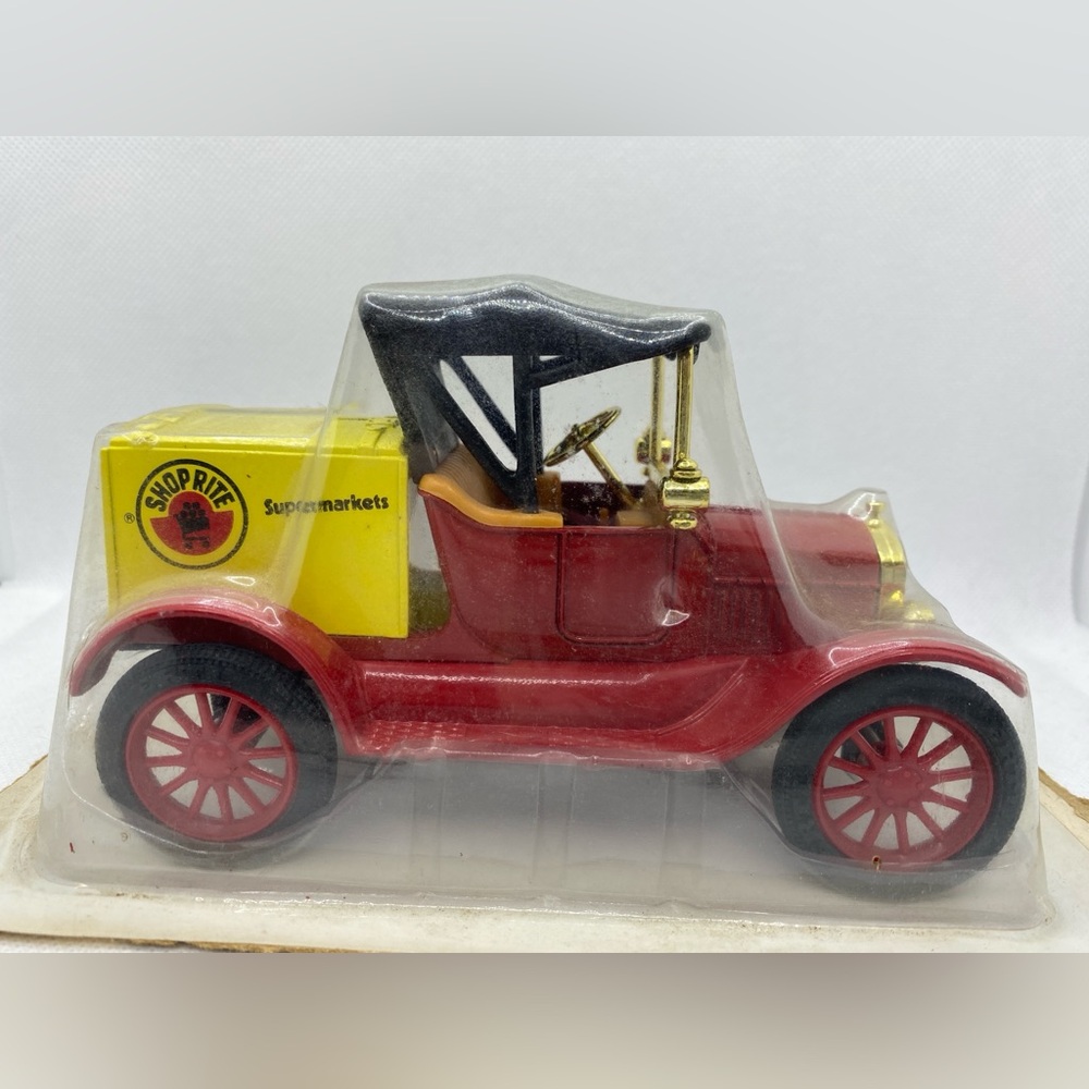 1918 Ford Model “T” Runabout Bank ShopRite Supermarkets